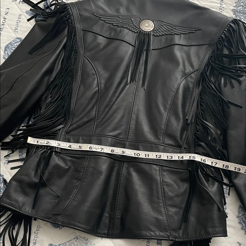 Harley-Davidson this side by